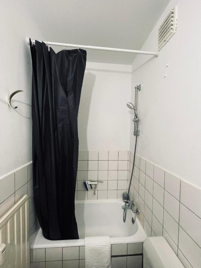 Cozy Studio Near Center Διαμέρισμα Βρυξέλλες Εξωτερικό φωτογραφία
